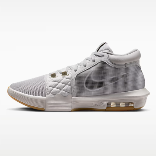 Tênis de basquete Nike LeBron Witness 8