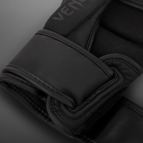 Luva de Sparring Venum Challenger 3.0