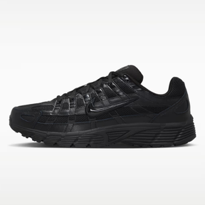 Tênis Nike P-6000