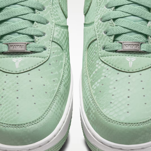 Tênis Nike - Kobe Air Force 1 Low