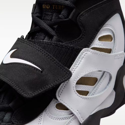 Tênis Nike - Air Diamond Turf II