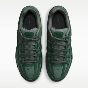 Tênis Nike P-6000