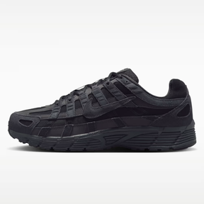 Tênis Nike P-6000