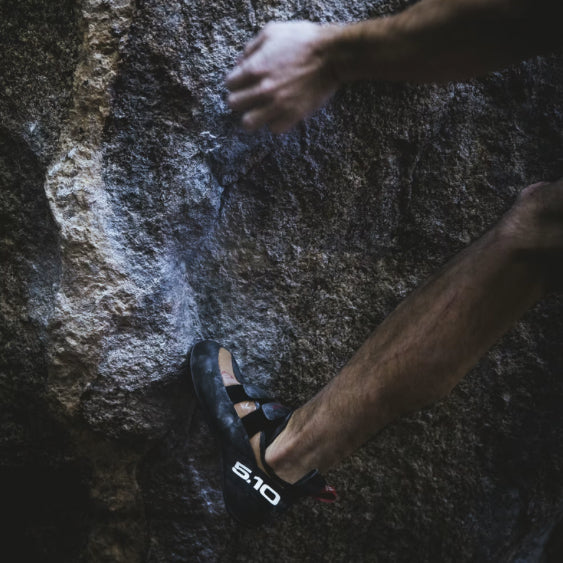 Tênis de Escalada Adidas Five Ten Niad vcs