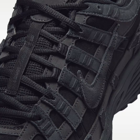 Tênis Nike P-6000