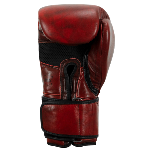 Luva TITLE Boxing Blood Red