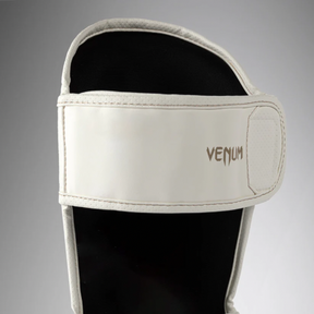 Caneleira Venum Impact Escamas