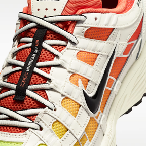 Tênis Nike P-6000