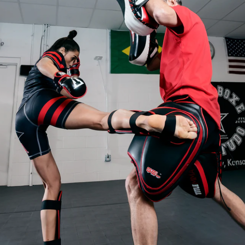 Protetor de coxas Title Boxing