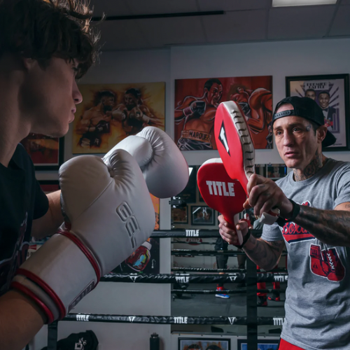 Raquete aparadora Title Boxing