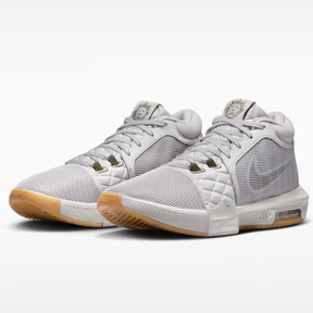 Tênis Nike - LeBron Witness 8