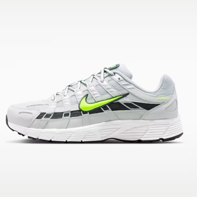 Tênis Nike P-6000