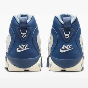 Tênis Nike - Air Diamond Turf II