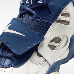 Tênis Nike - Air Diamond Turf II