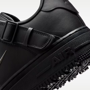 Tênis Nike - Nike Air Force 1 LX