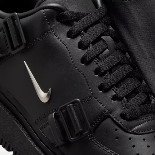 Tênis Nike - Nike Air Force 1 LX