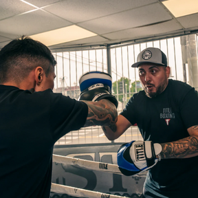 Manopla Title Boxing Flurry Pro - Mini