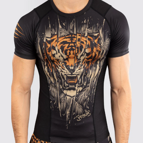 Camiseta de compressão Venum Tiger - manga curta