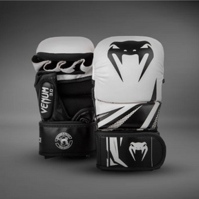 Luva de Sparring Venum Challenger 3.0