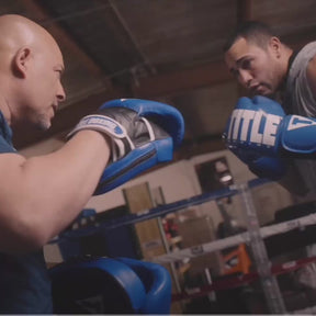 Manopla de dupla função Title Boxing